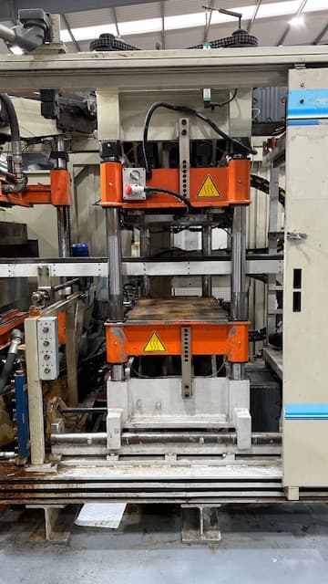 TFT FCS 780E machinery photograph