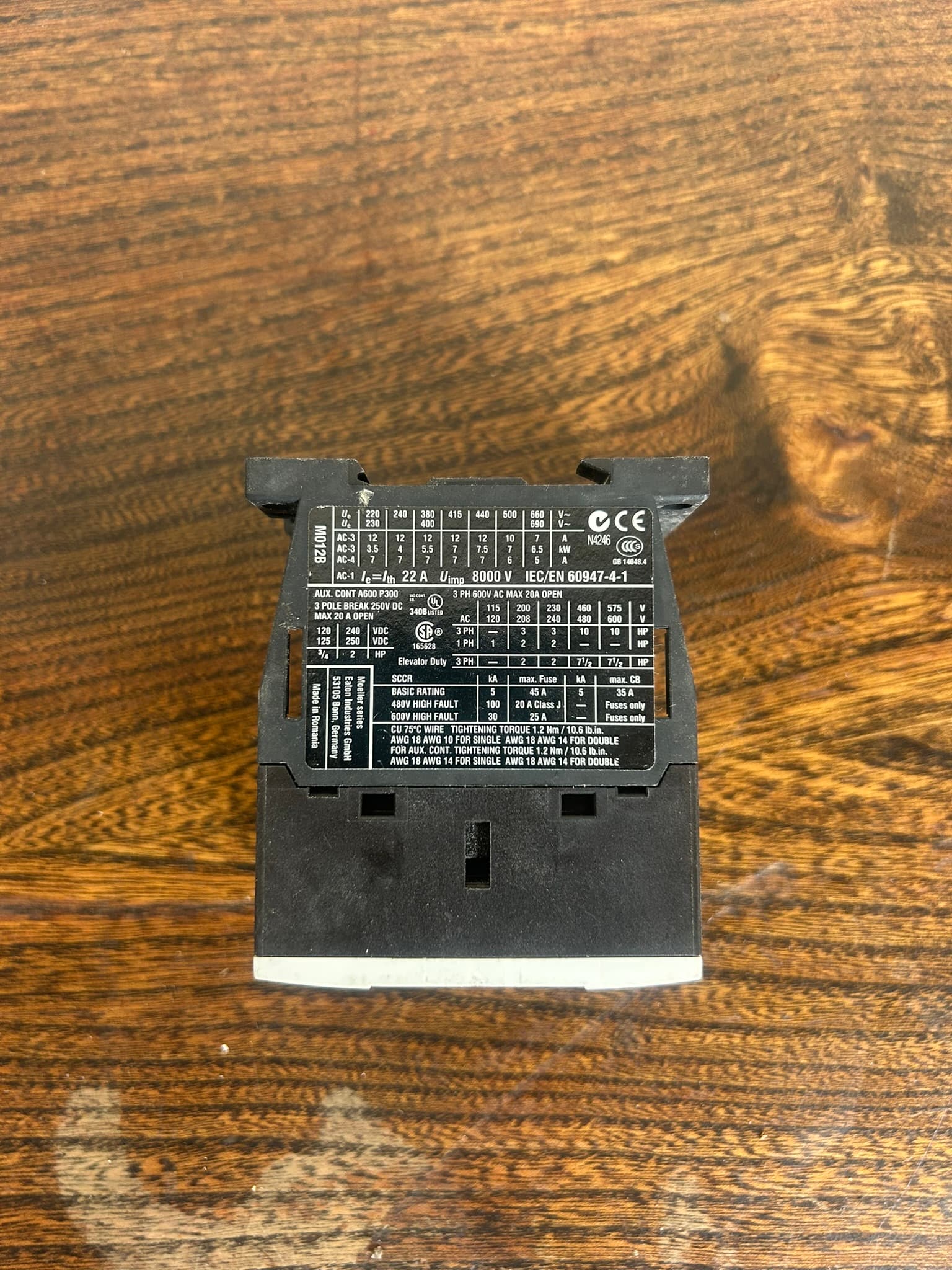 Eaton DILM12-10 product photograph