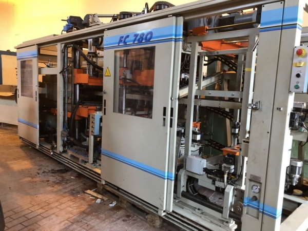 WM TFT 780 E Thermoforming machine, form cut stack